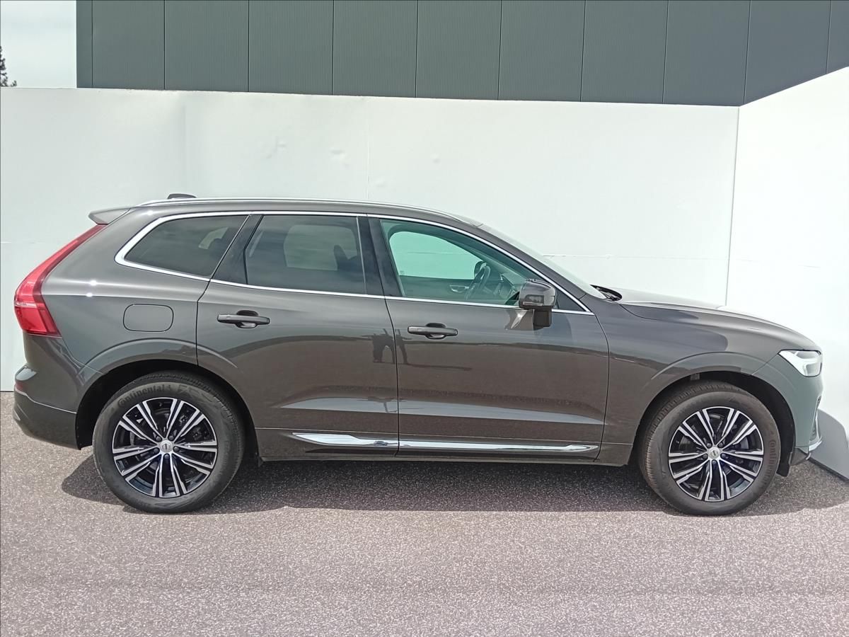 Volvo XC60, 2,0 AWD INSCRIPTION  B5 - fotka 3