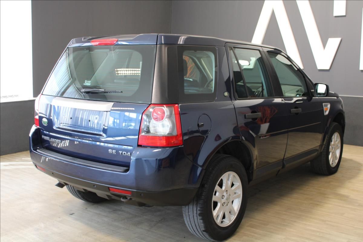 Land Rover Freelander, 2.2TD4*E*AT*ALPINE*118kW* - fotka 6