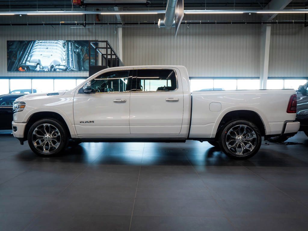Dodge Ram, 5.7 V8 eTorque, Longhorn - fotka 2