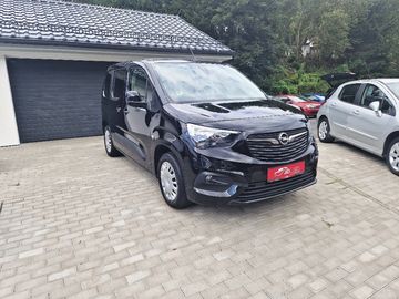 1.5 TDCi (96 kW), 5 míst, NAVI
