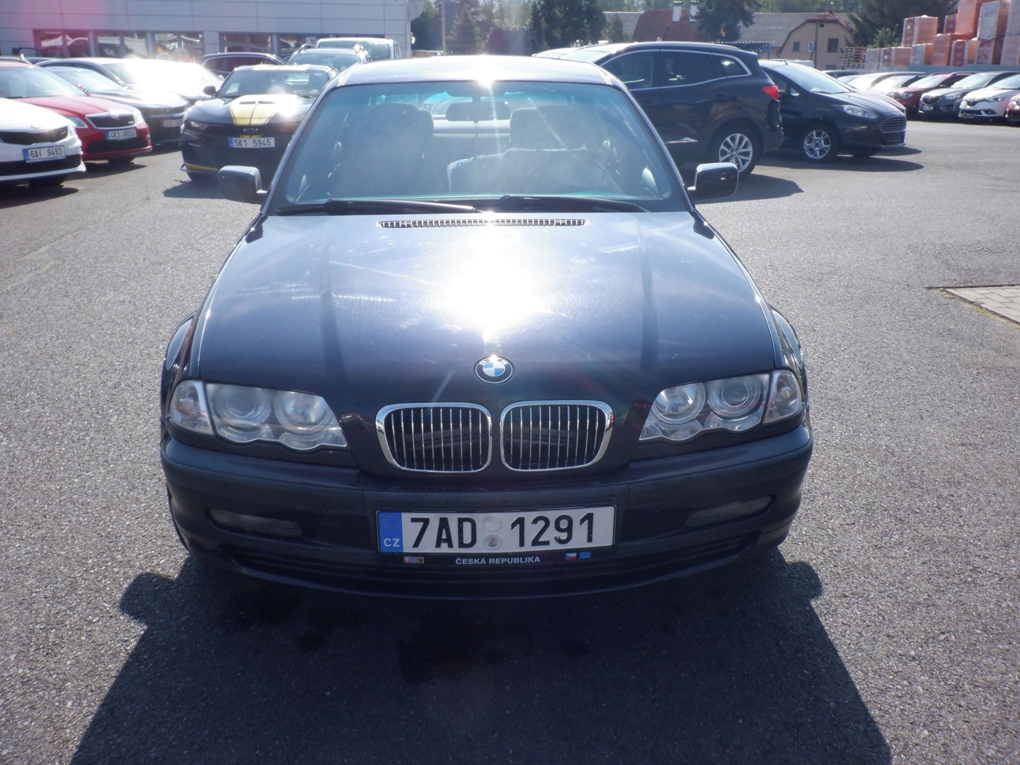 BMW Řada 3, 316i 1.8i - fotka 2
