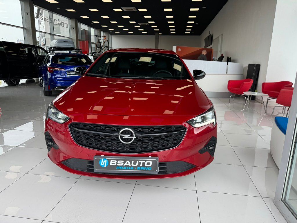 Opel Insignia, 2.0T 147kW  GS Ultimate AT - fotka 2