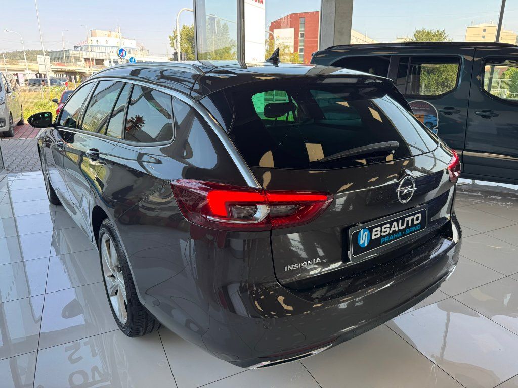 Opel Insignia, 2.0CDTi 128kW GSLine AT8 - fotka 4
