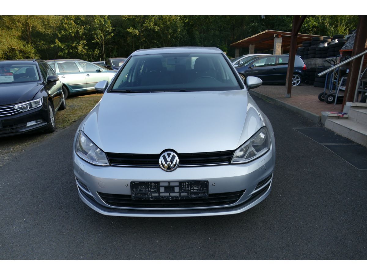 Volkswagen Golf, 1,2TSI 77KW KLIMA - fotka 2