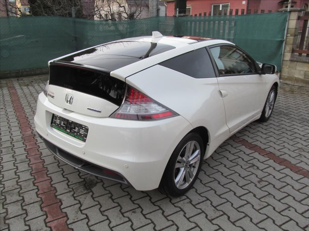 Honda CR-Z, 1,5 GT PLUS 1.majitel TOP - fotka 4