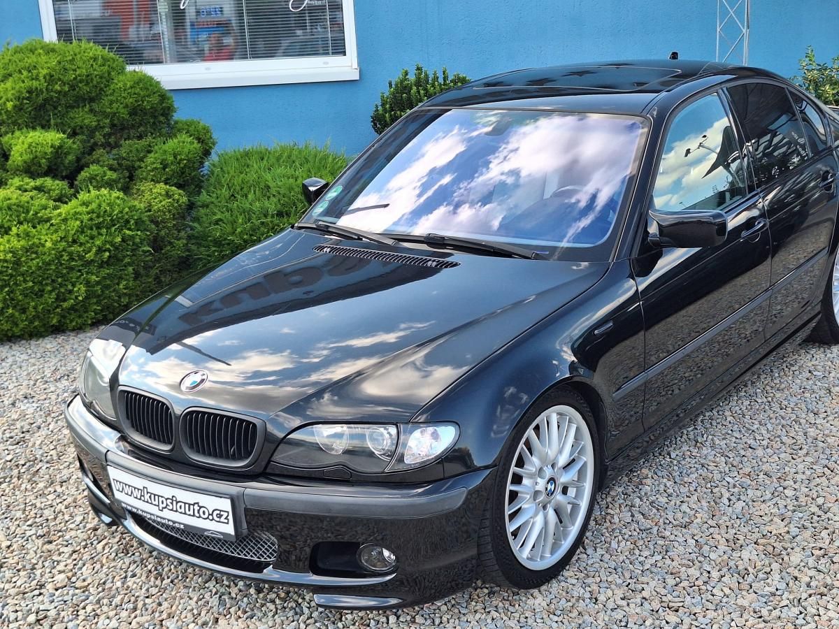 BMW Řada 3, 330i M Paket - fotka 2