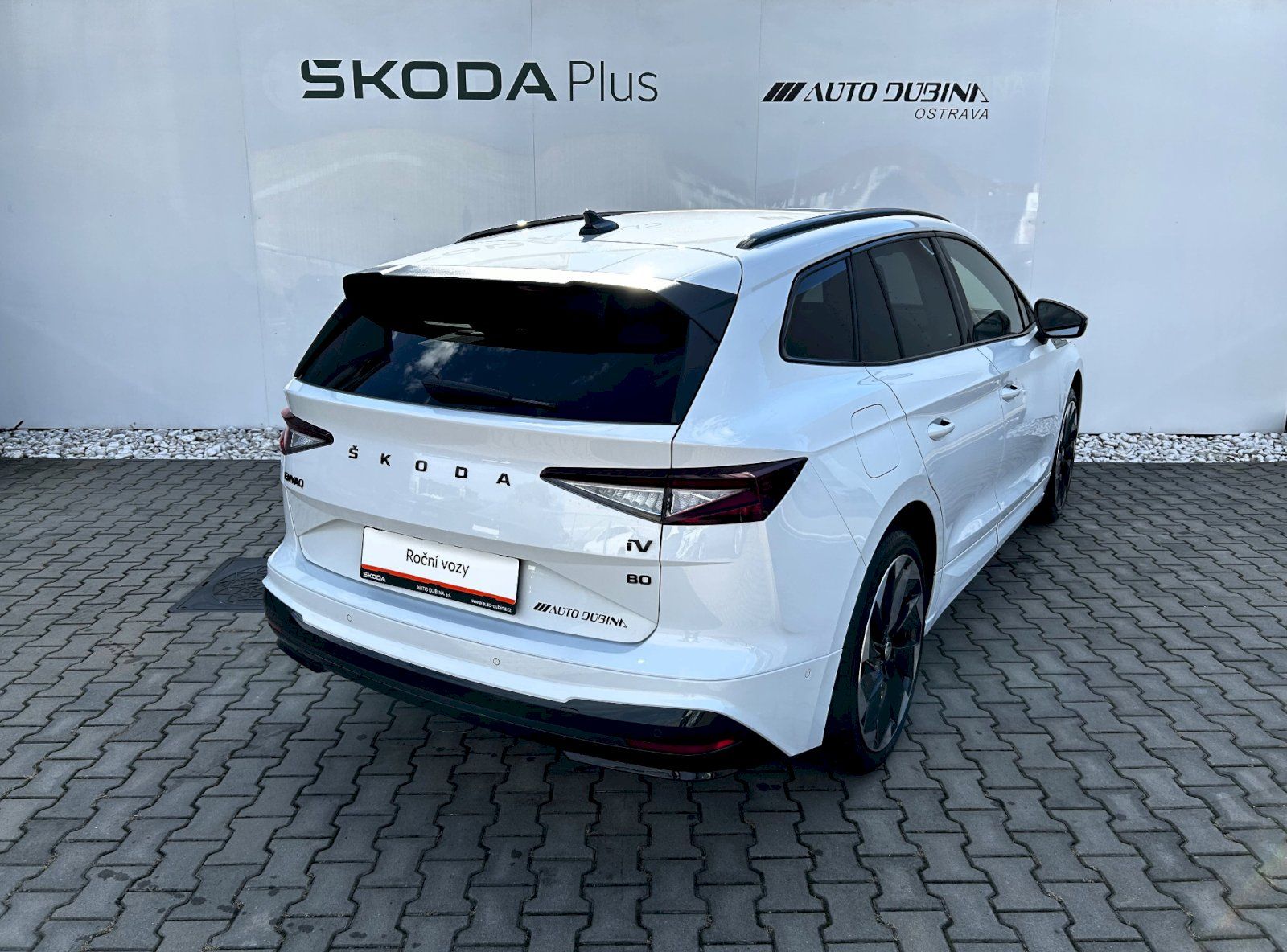 Škoda Enyaq iV, 80 iV 150kW Sportline - fotka 2