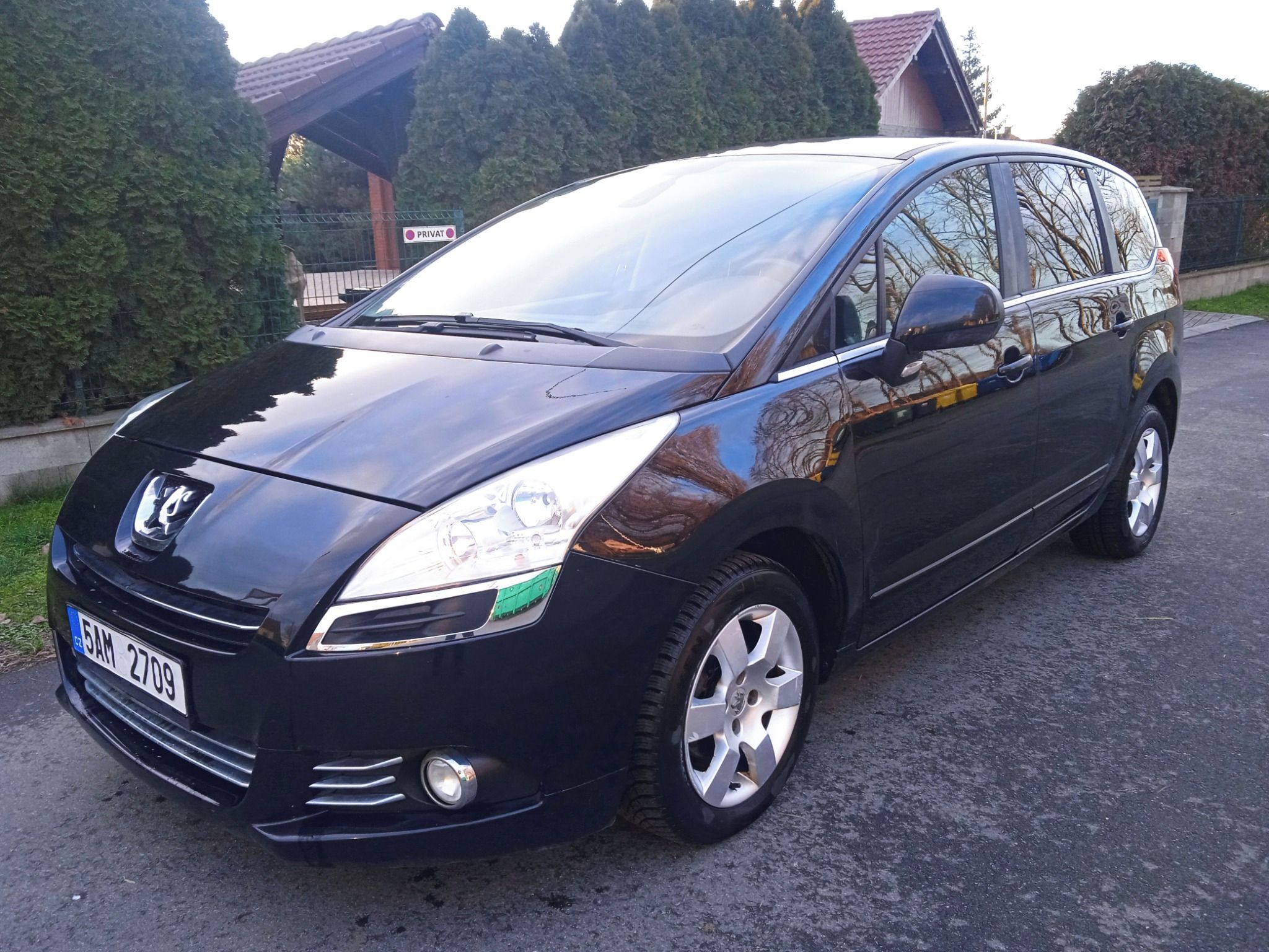 Peugeot 5008, 1,6HDi82kw,ALU,BLACK,DIGIKLIMA