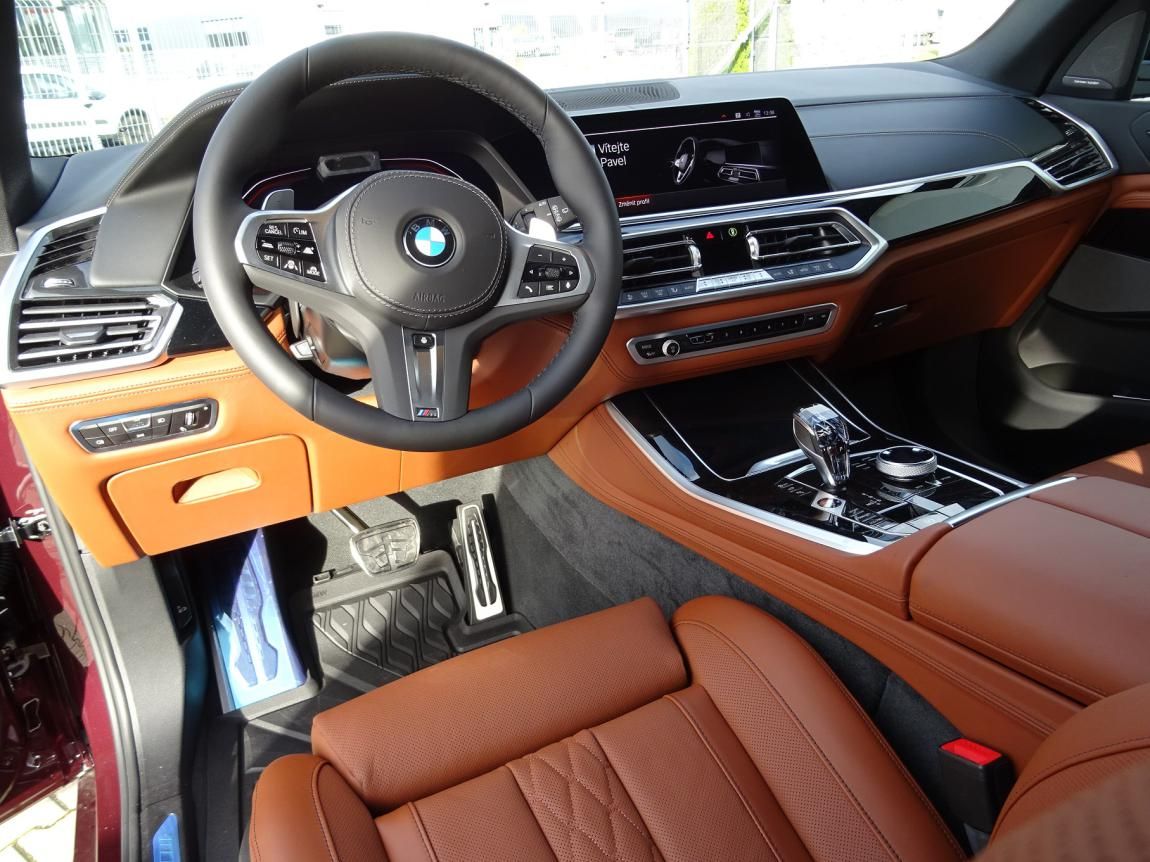 BMW X5, xDrive40i - fotka 5