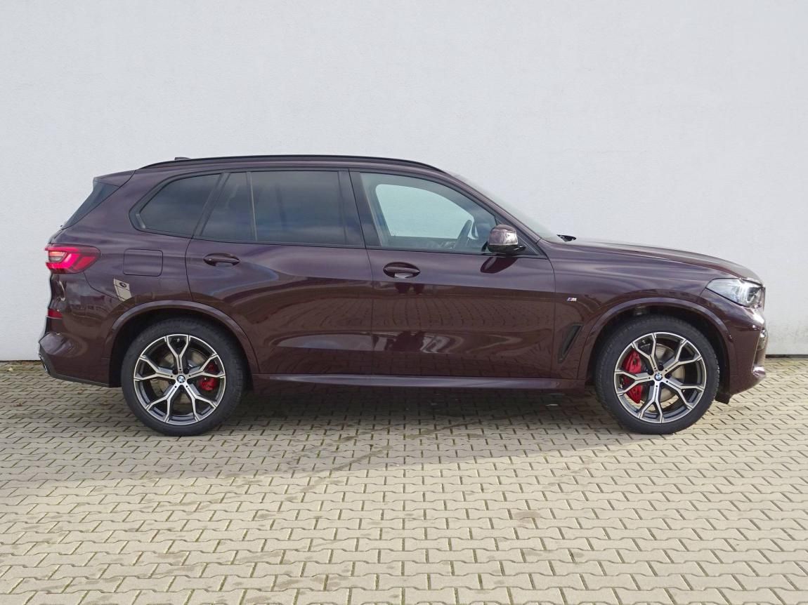 BMW X5, xDrive40i - fotka 4