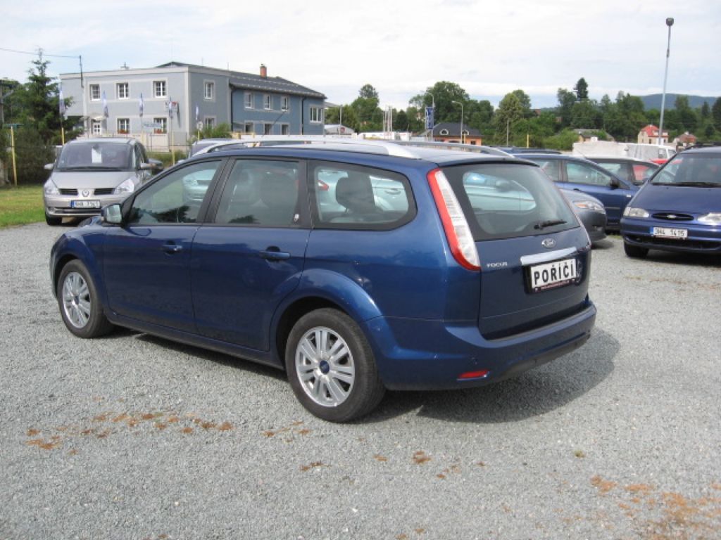 Ford Focus, 2,0 TDCi Ghia X - fotka 5