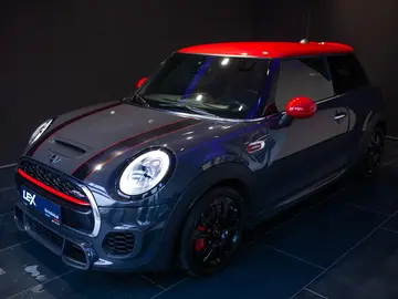 Mini Cooper, John Cooper Works REZERVACE