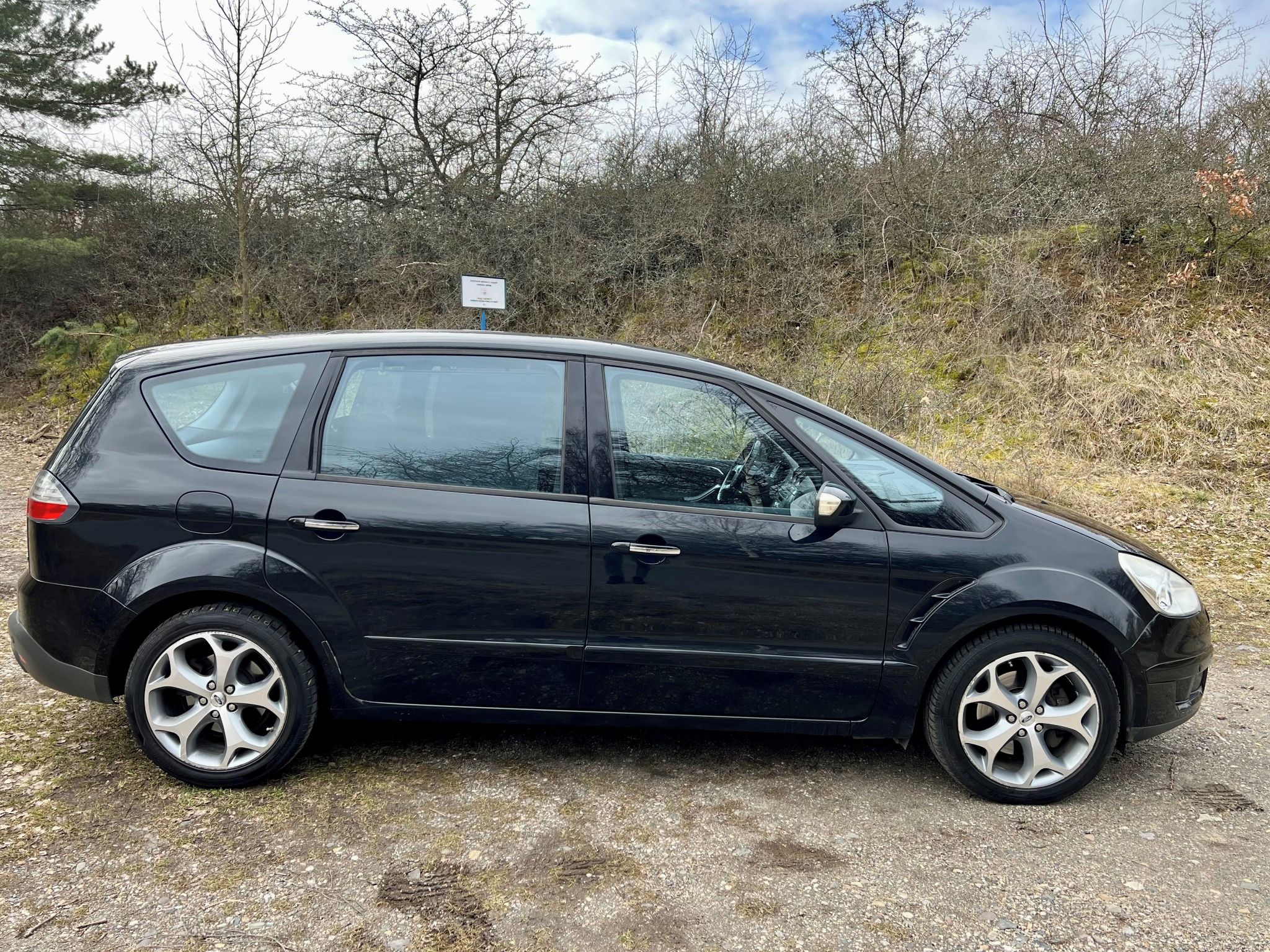 Ford S-MAX, 2.2TDCi 129kW.Panorama-Klima - fotka 5