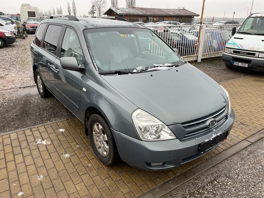 Kia Carnival, 2,9 CRDI - fotka 6