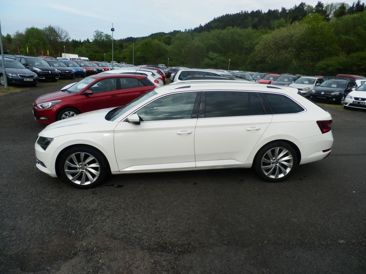 Škoda Superb, 2,0TDI 110KW DSG,NAVI,KŮŽE - fotka 5