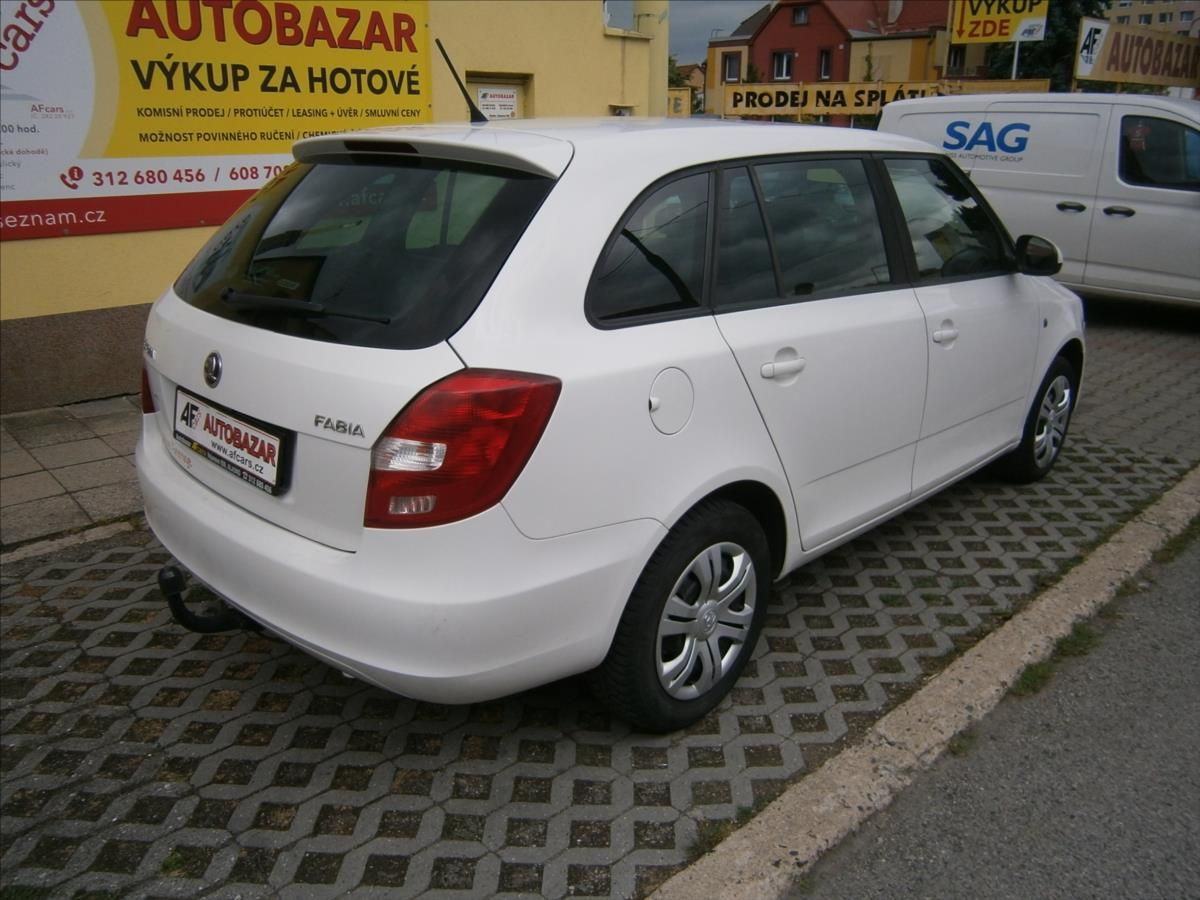 Škoda Fabia, 1,6 TDI  KOMBI KLIMA - fotka 6