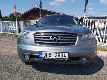 4,5   232KW V8