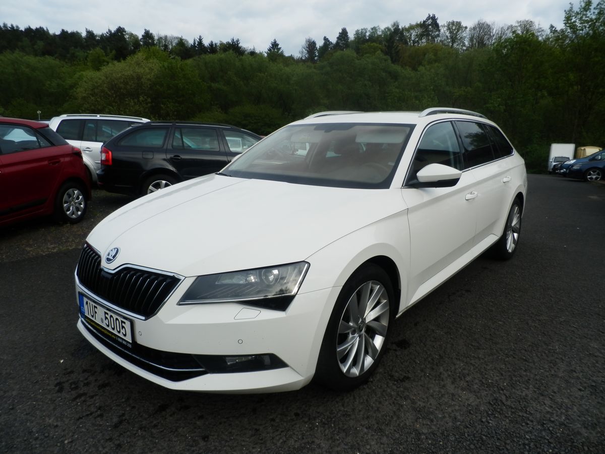 Škoda Superb, 2,0TDI 110KW DSG,NAVI,KŮŽE