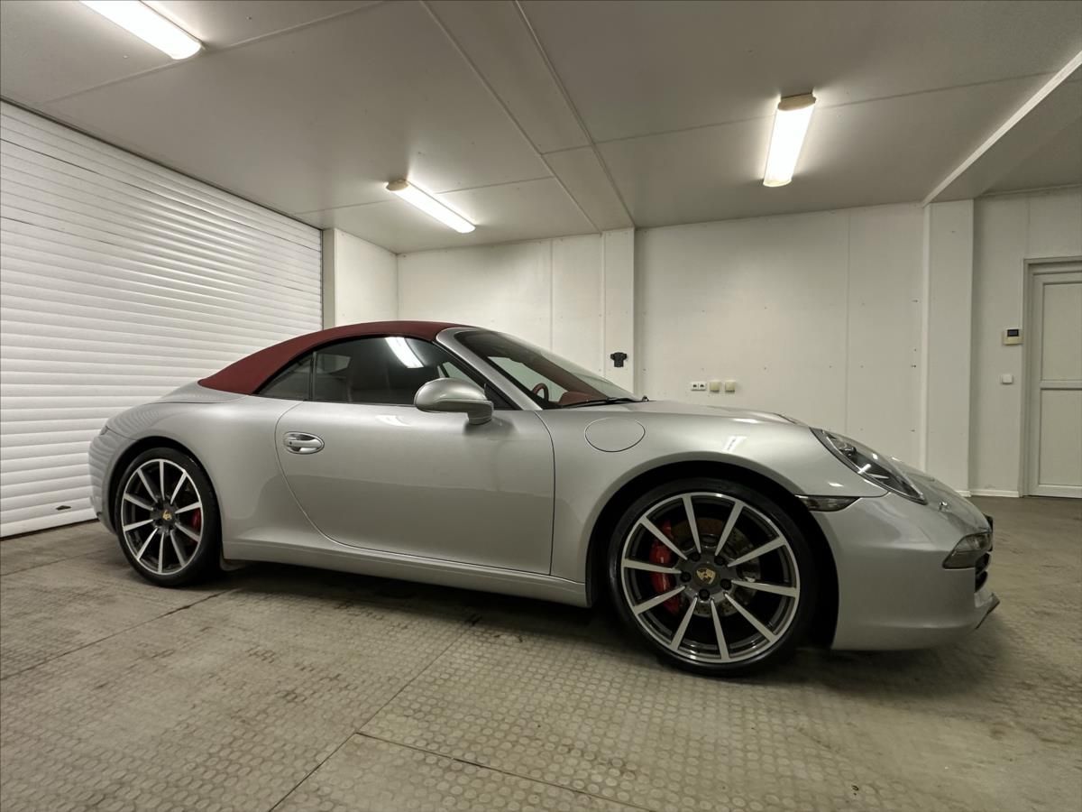 Porsche 911, 3,8 Carrera S Cabriolet - fotka 4
