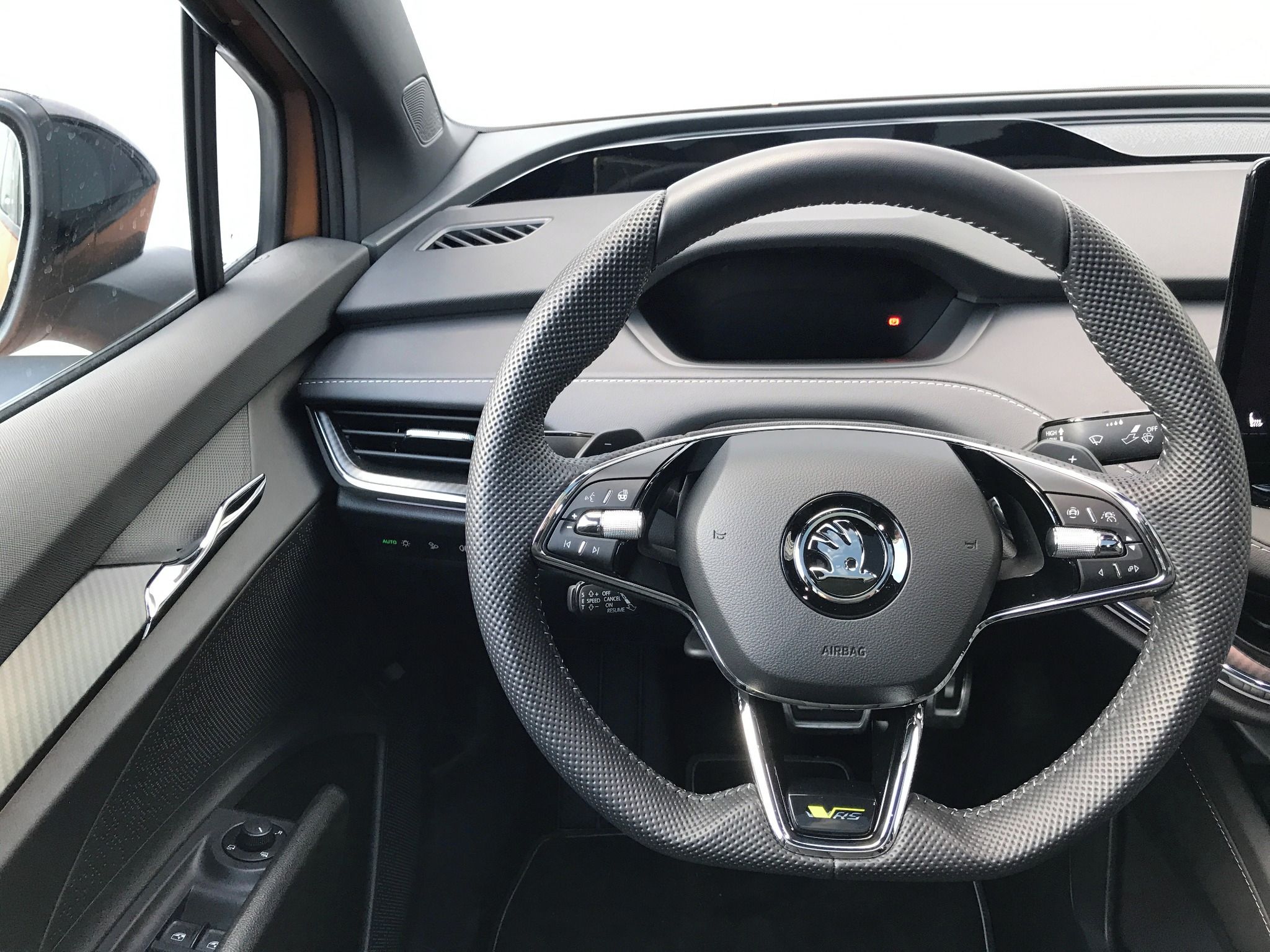 Škoda Enyaq, RS 4X4 Tep.čerp+Tažné+předpl.s - fotka 6
