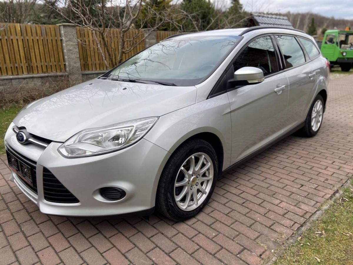 Ford Focus, 1.6Tdci 85kw - fotka 3