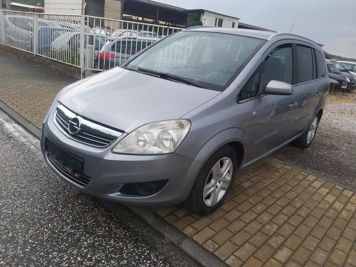 Opel Zafira, 2,2  110 KW - fotka 5