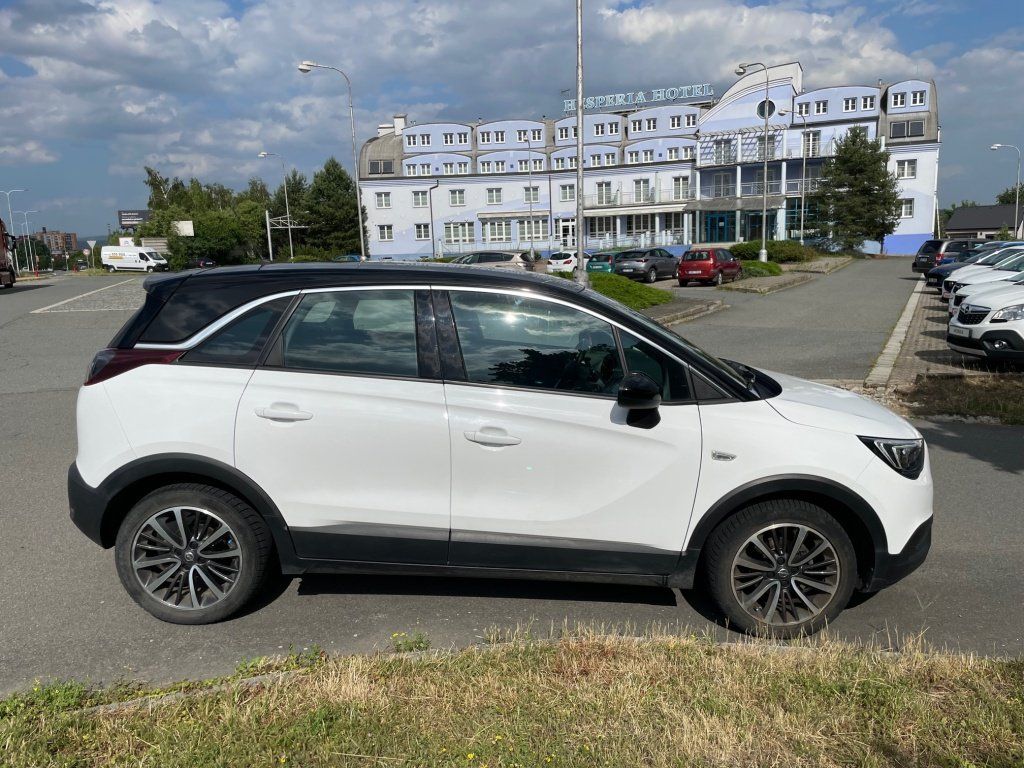 Opel Crossland X, Innovation 1.5 DT - fotka 6