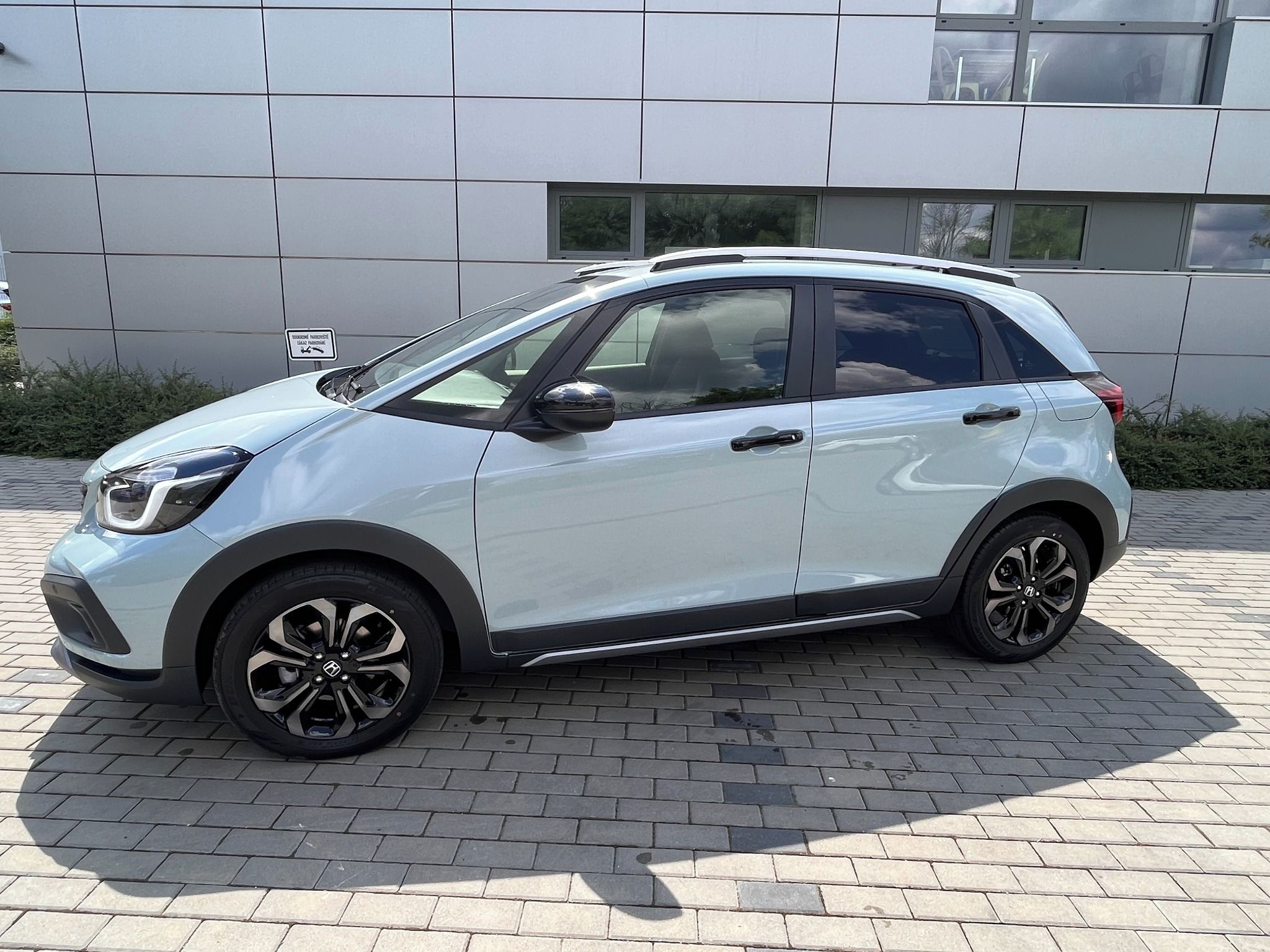 Honda Jazz, Crosstar 1.5e:HEV Advance - fotka 4