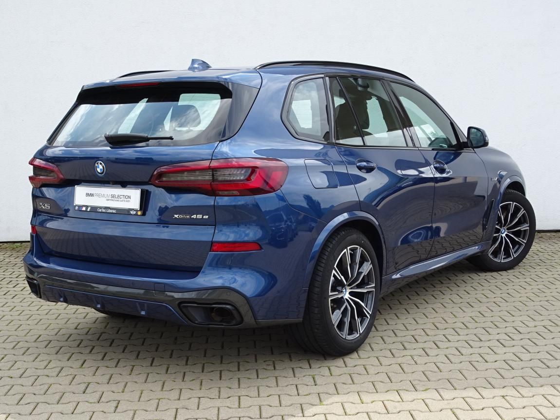 BMW X5, xDrive45e iPerformance - fotka 3