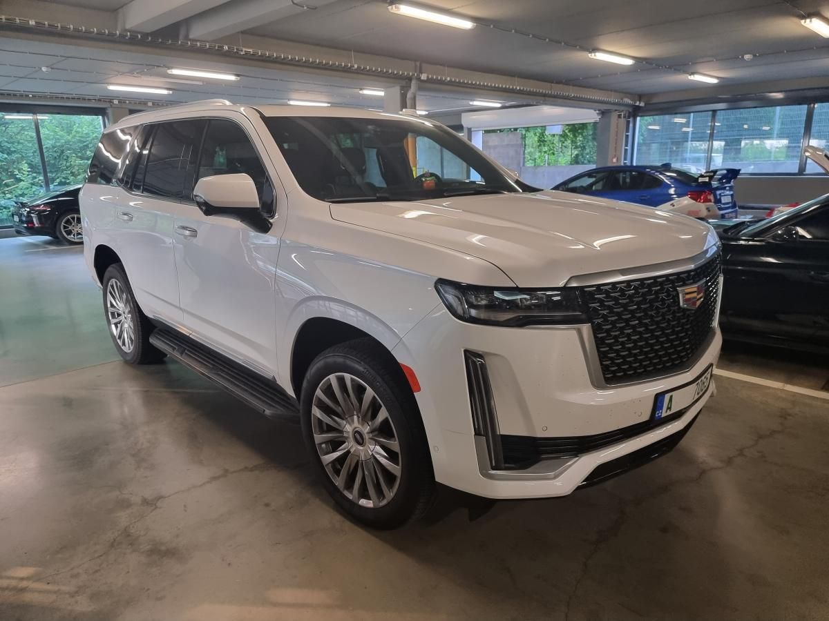Cadillac Escalade, PREMIUM LUXURY NEW 4ROKY ZÁRUK