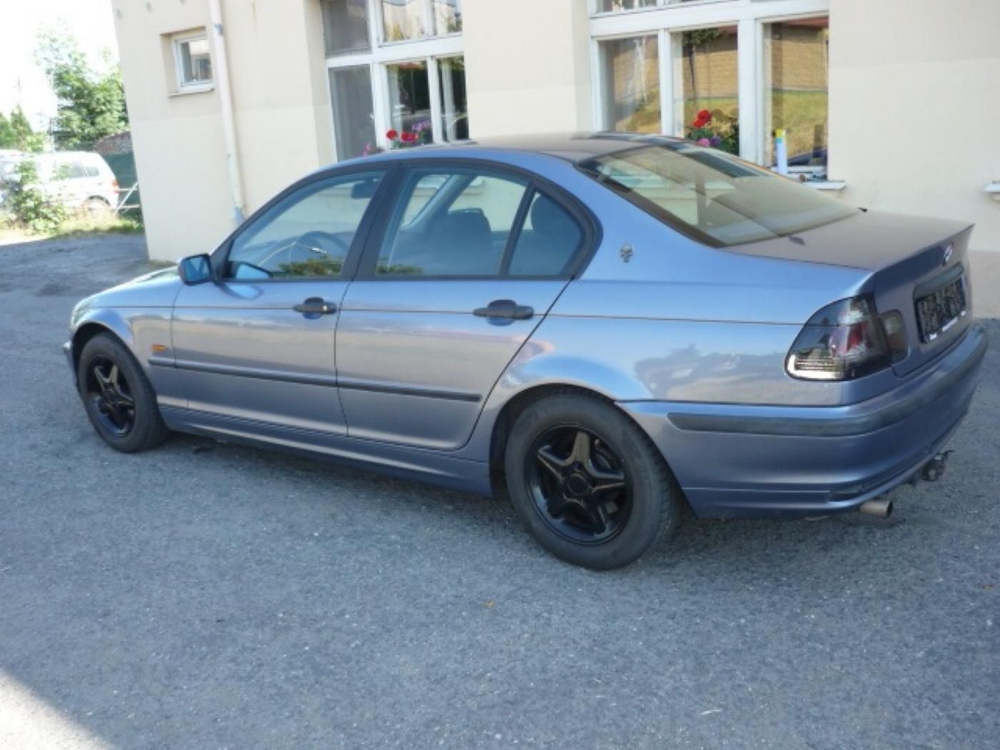 BMW Řada 3, 318i.Klima.Závěs.Ex.stav - fotka 4