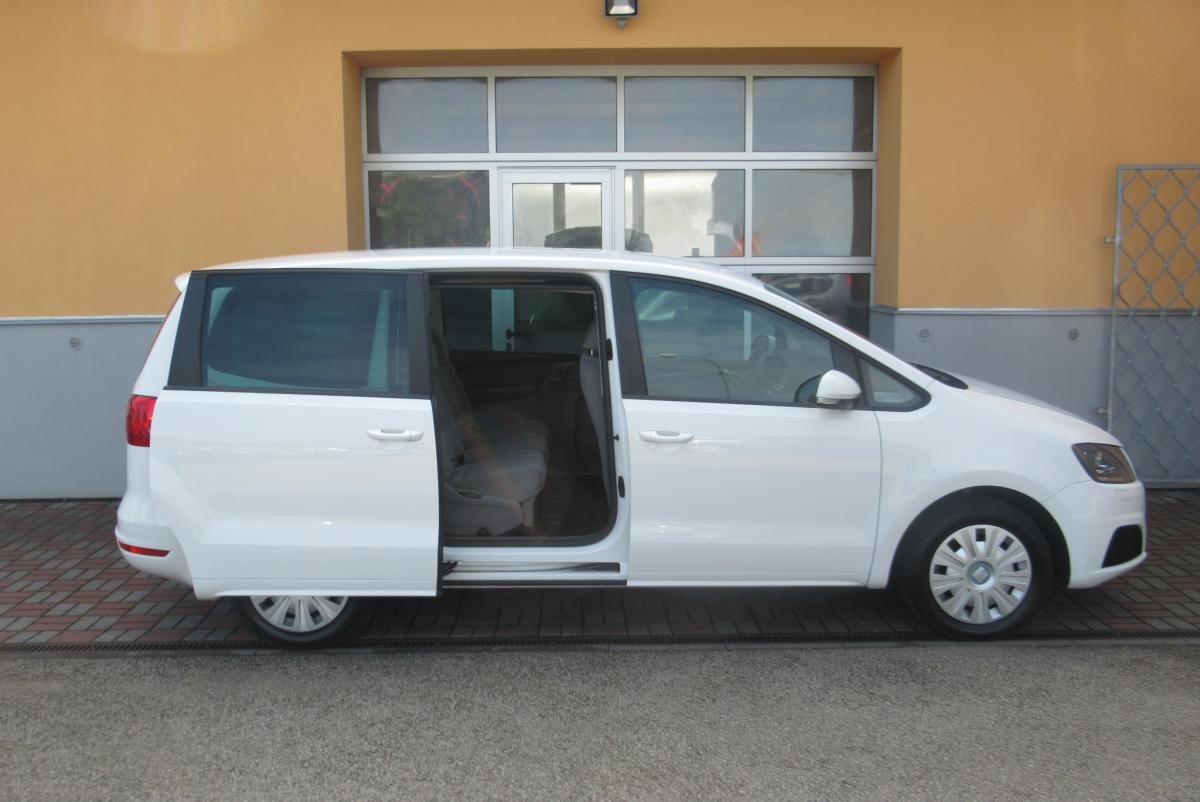 Seat Alhambra, 2.0 TDI AUT. KLIMA TAŽNÉ - fotka 4