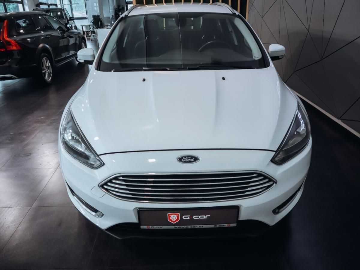 Ford Focus, 1.5 EcoBoost Titanium - fotka 3