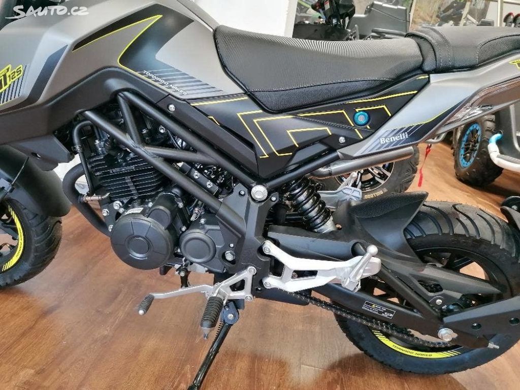 benelli tnt 125 fairing