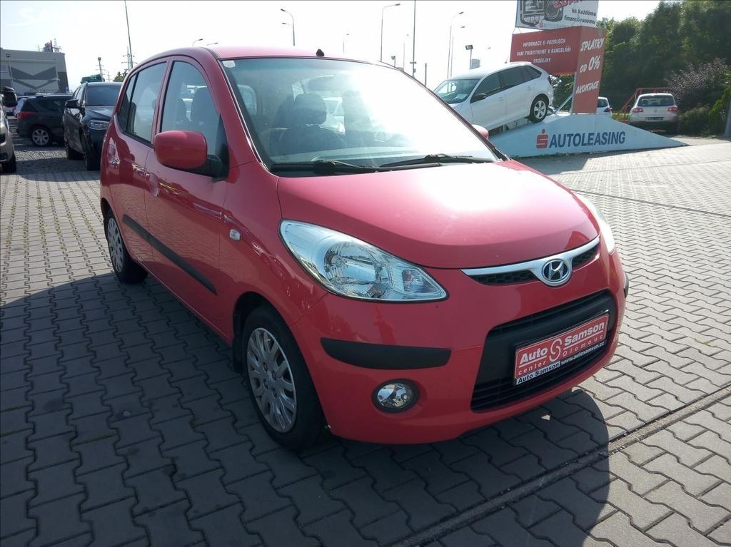 Hyundai i10, 1,1 i*Comfort*KLIMATIZACE* - fotka 3