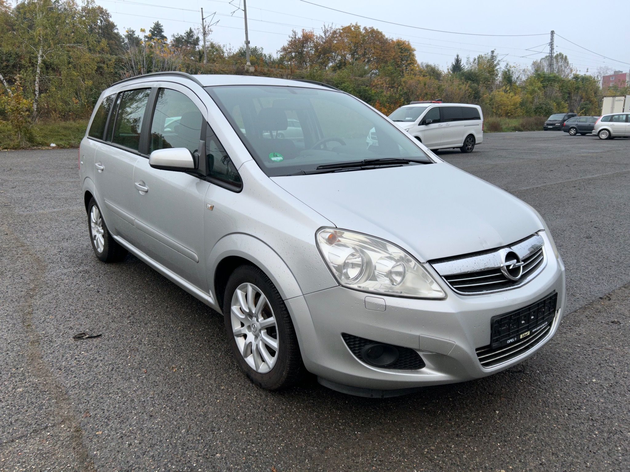 Opel Zafira, 1,8 16V, 103 kW, 7 míst - fotka 3