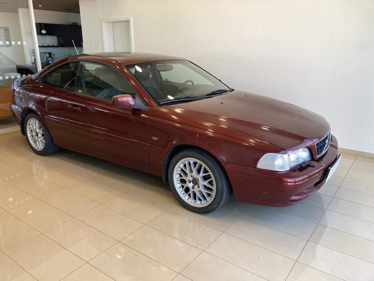Volvo C70, T5 COUPÉ AT5 176kW, 2. maj. - fotka 2