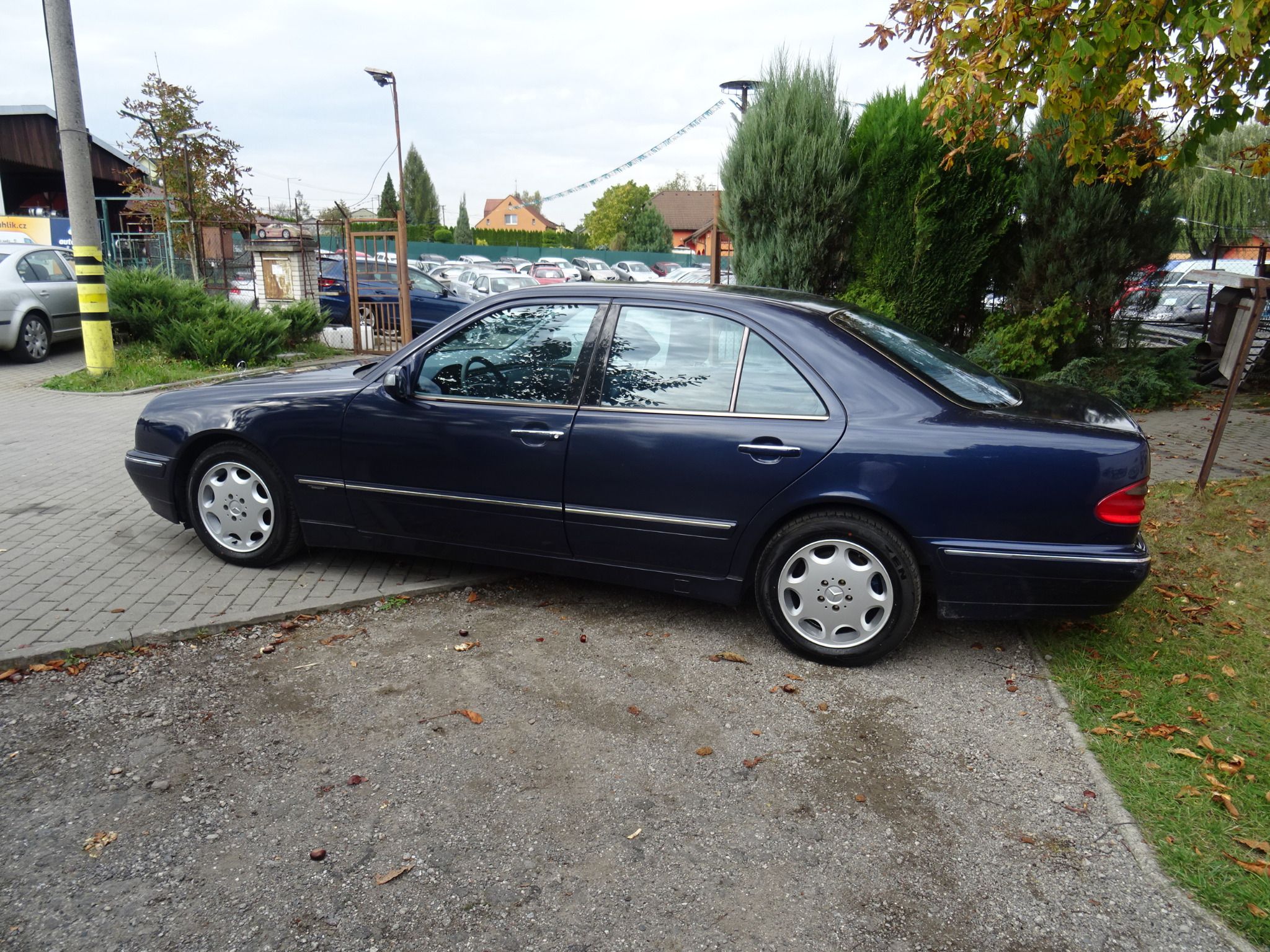Mercedes-Benz Třídy E, 200 kompressor NOVÁ STK !!! - fotka 5