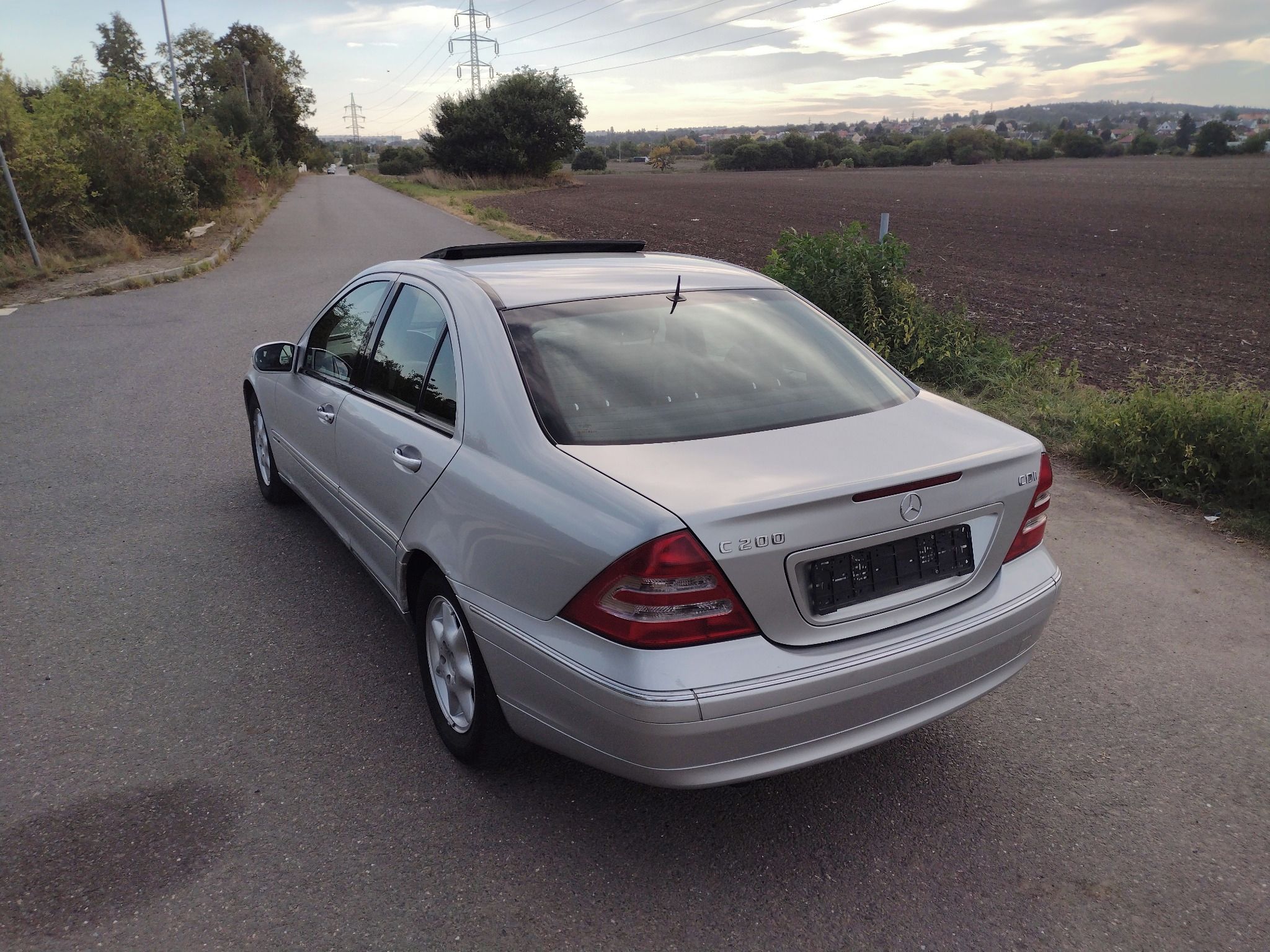 Mercedes-Benz Třídy C, 200 CDI 85kW AUTOMAT   83000km - fotka 4