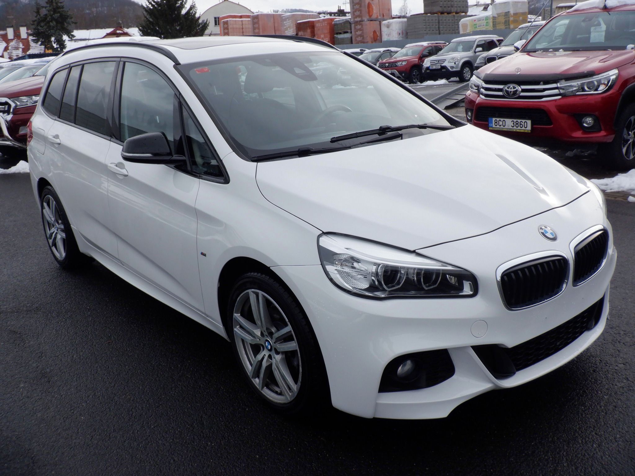 BMW Řada 2, 1.5 216d M Sport Gran Tourer - fotka 3