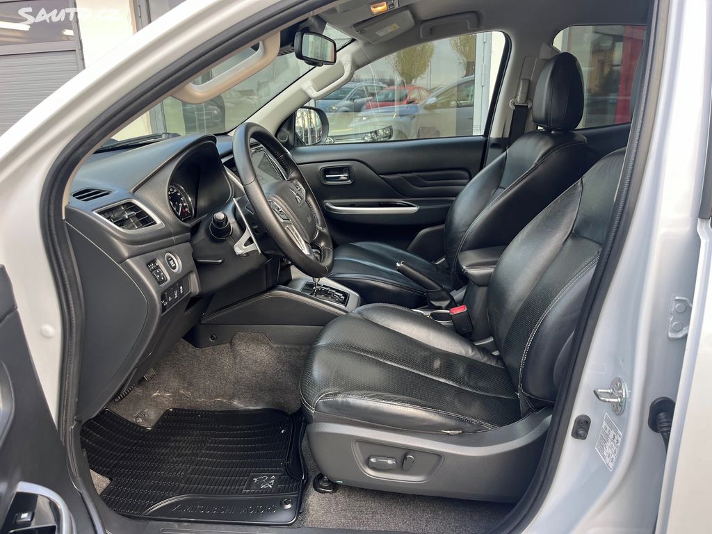 Mitsubishi L200, fotka 9