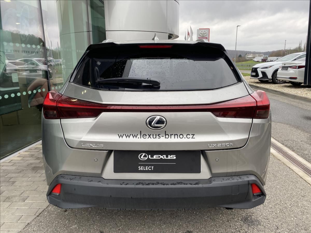 Lexus UX 250h, 2,0   Prestige - fotka 4