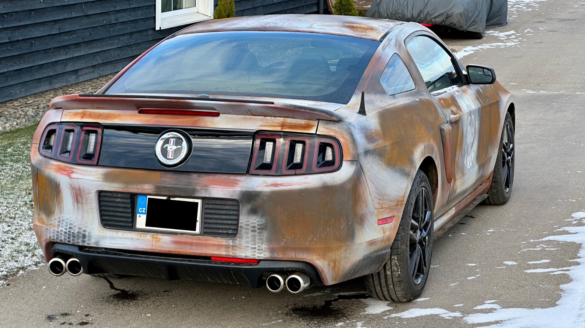Ford Mustang, 3.7L Premium Custom Lak - fotka 4