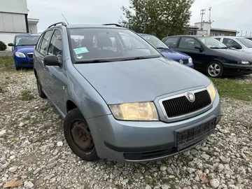 Škoda Fabia, 1.4 i 55 KW 3/2003 165 tkm TOP