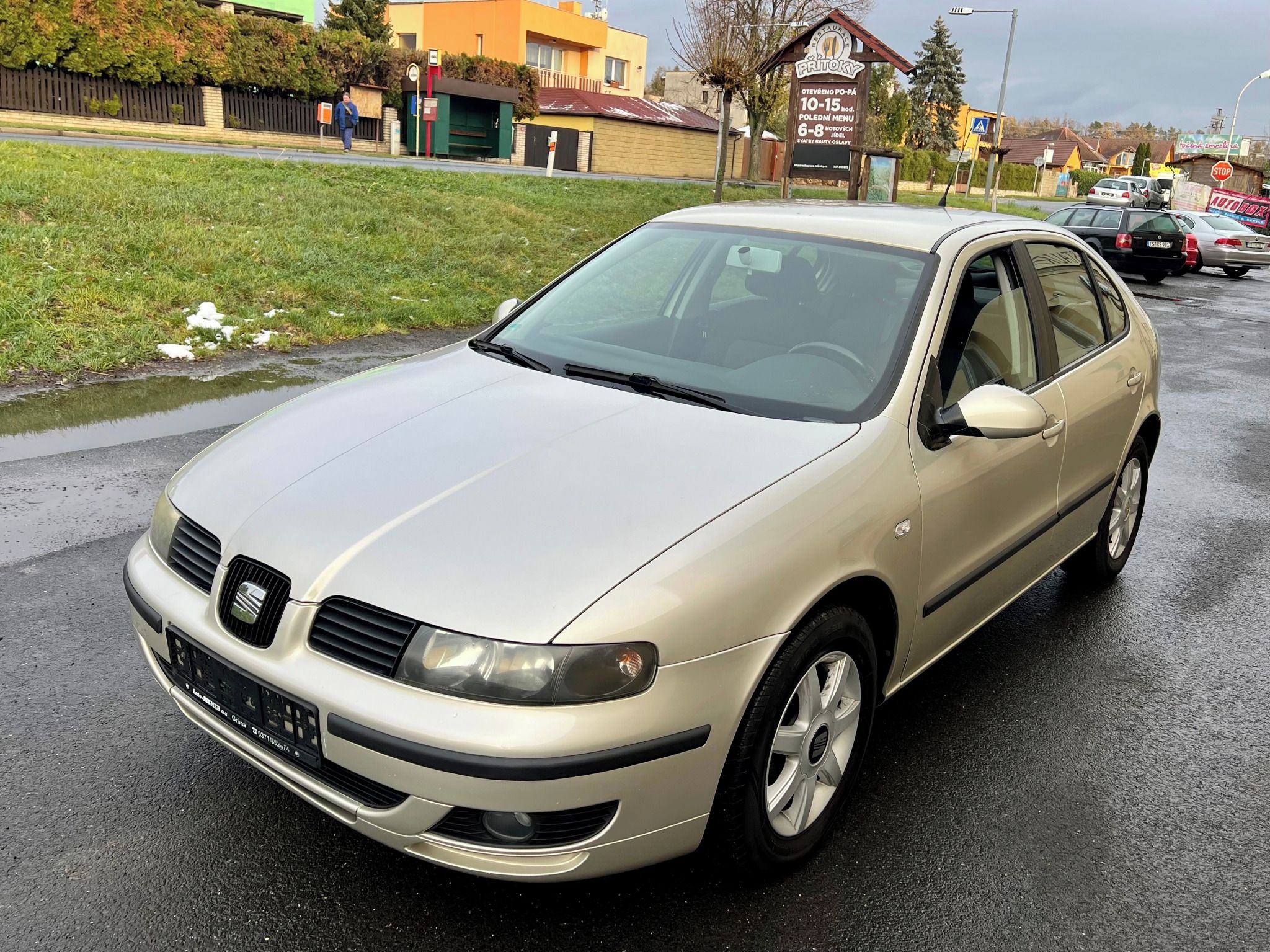 Seat Leon, 1.6i 16V. 77kW Klima. - fotka 2