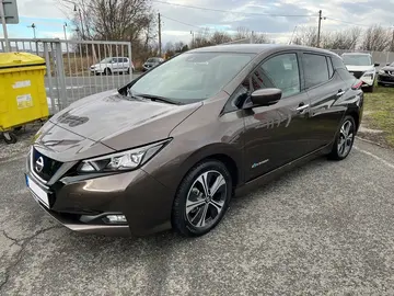 Nissan LEAF, 40kWh N-Connecta + ProPilot +