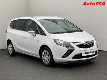 Opel Zafira, 1.4 T 7 míst,2.maj,ČR,AC