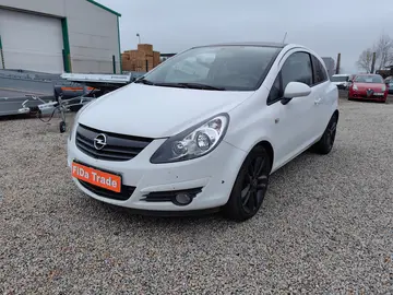 Opel Corsa, 1.4i 64kW BiColor edition