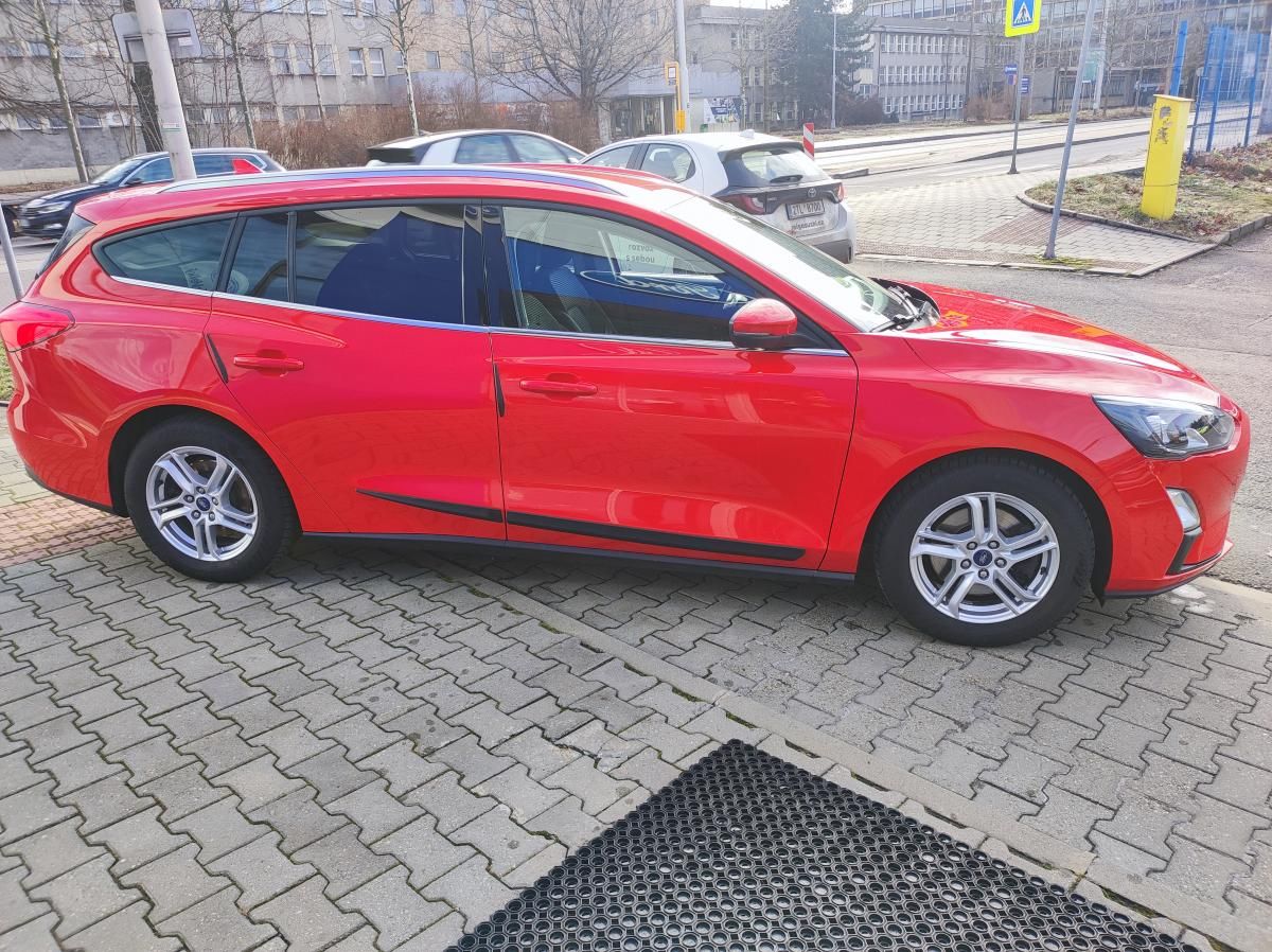 Ford Focus, 1.5TDCi-88KW,ČR 1maj - fotka 3