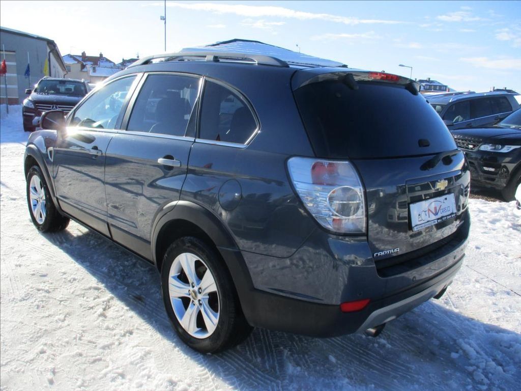 Chevrolet Captiva, 2,0 LT medium S 4x4 7mist na o - fotka 5